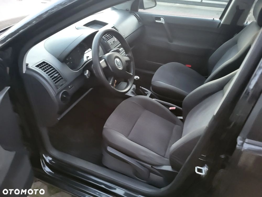 Volkswagen Polo 1.4 Trendline - 1