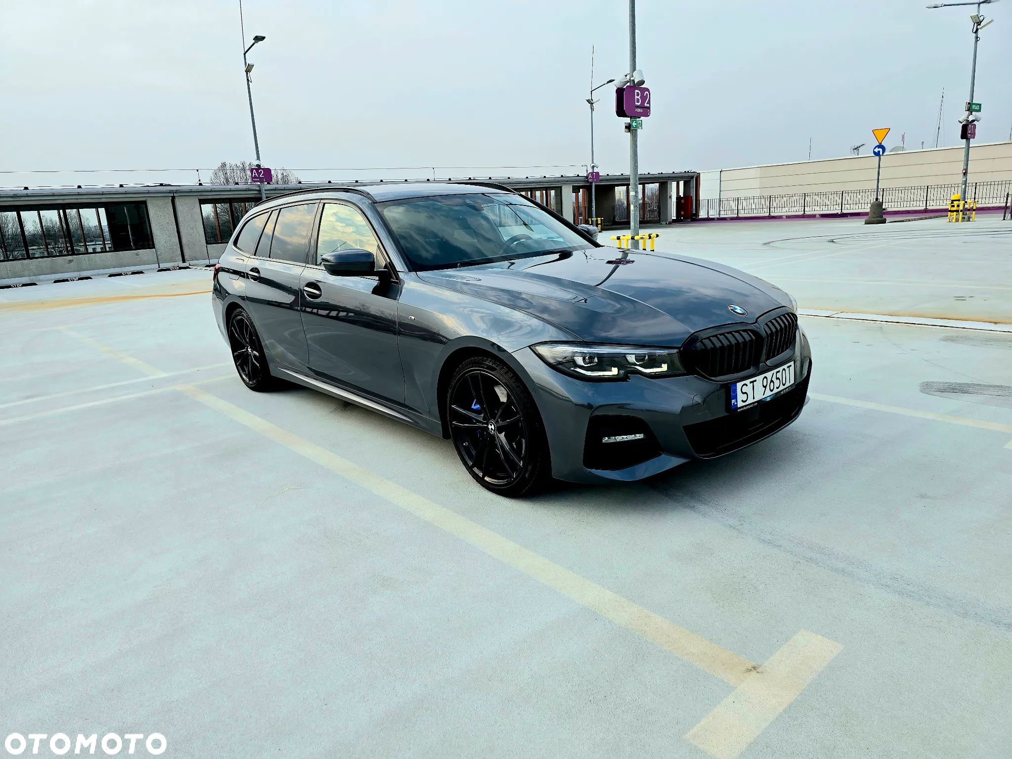 BMW Seria 3 330i xDrive M Sport sport - 21