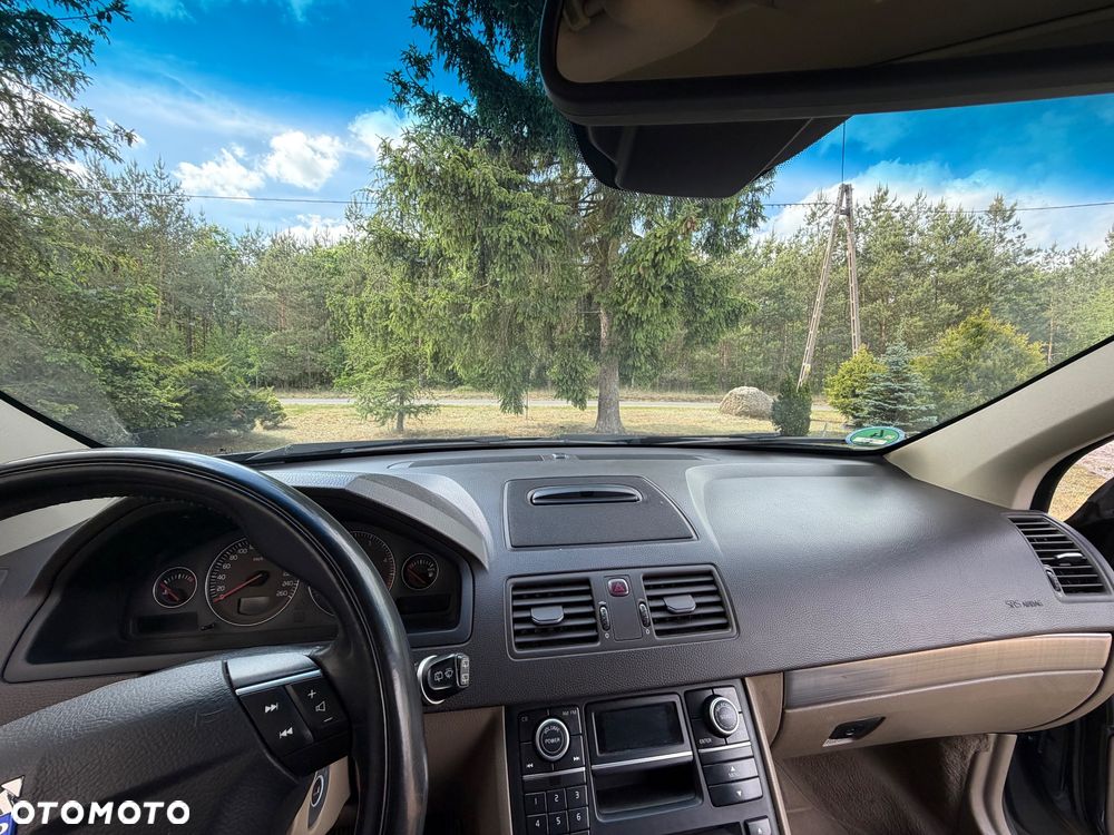 Volvo XC 90 D5 Momentum - 9