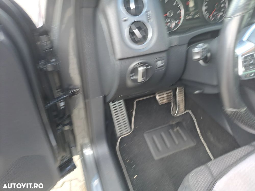 Volkswagen Tiguan 2.0 TDI 4Motion DSG Sport & Style - 4