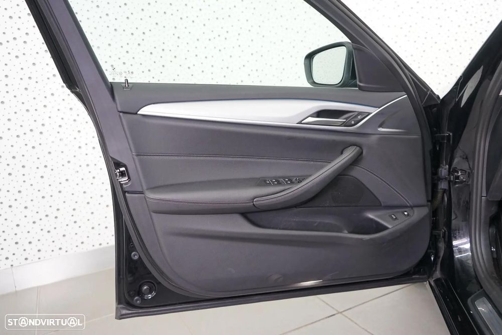 BMW 530 e Aut. Luxury Line - 19