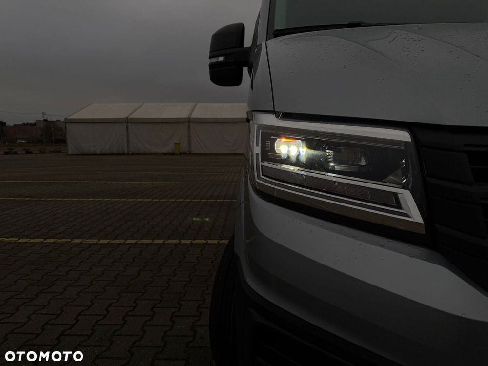 Volkswagen Crafter 35 2.0 TDI L4H3 4490 177KM AUTOMAT - 29