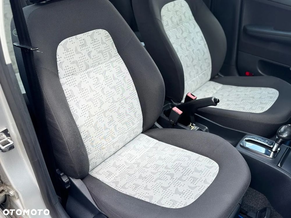 Skoda Fabia - 16