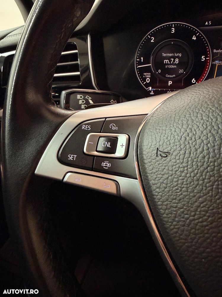 Volkswagen Touareg V6 TDI R-Style - 16