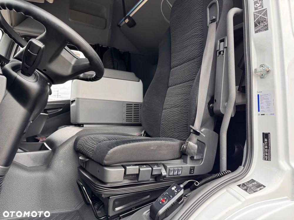 Mercedes-Benz ATEGO - 7