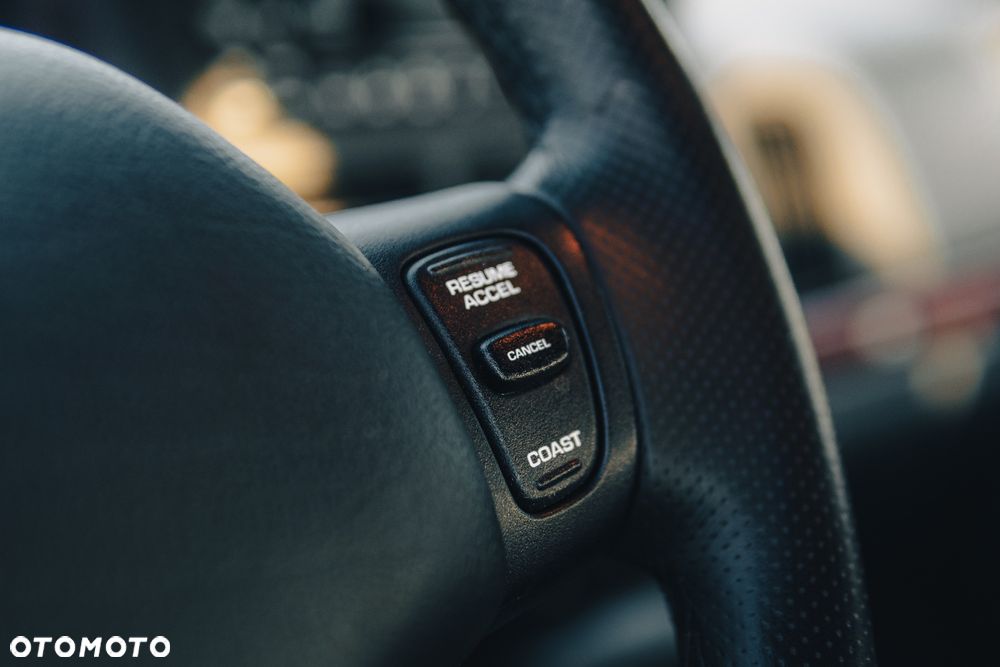 Jeep Grand Cherokee - 16