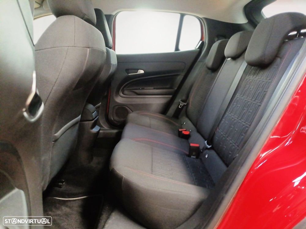 Fiat 600e 54 kWh (RED) - 11