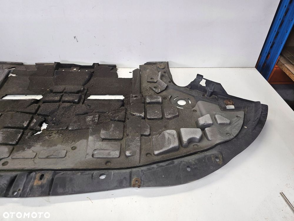 OSŁONA POD SILNIK PŁYTA AUDI A4 B7 8E0863823M - 8