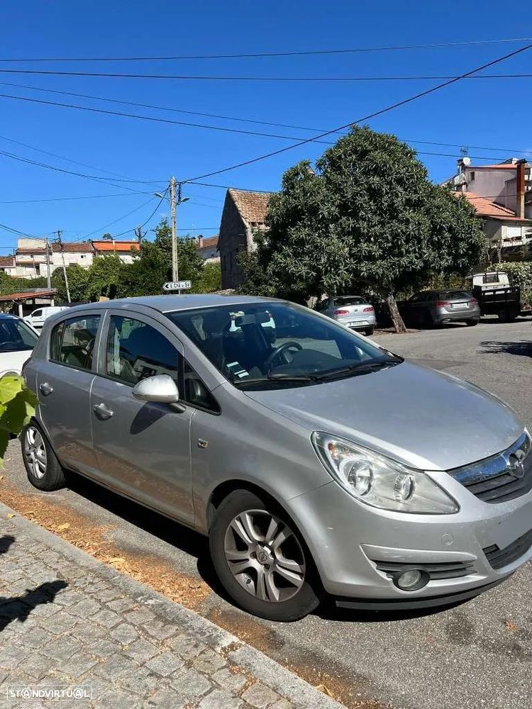 Opel Corsa 1.3 CDTi Enjoy EcoFLEX - 1