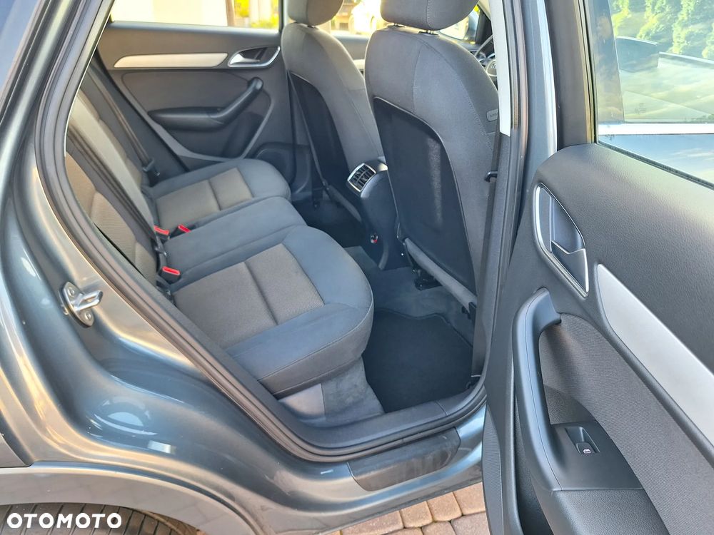 Audi Q3 - 17