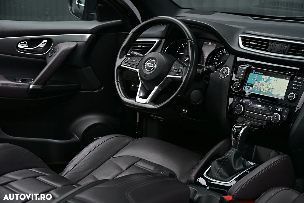 Nissan Qashqai 1.6 DCI Xtronic TEKNA+ - 9
