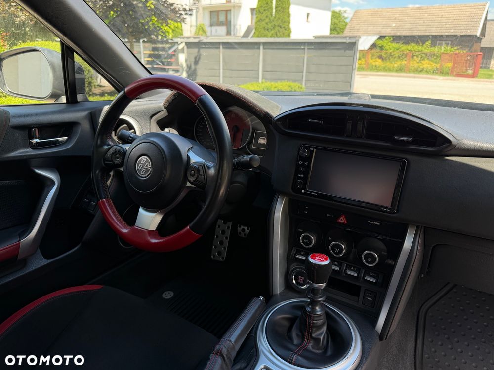 Toyota GT86 2.0 Premium - 23