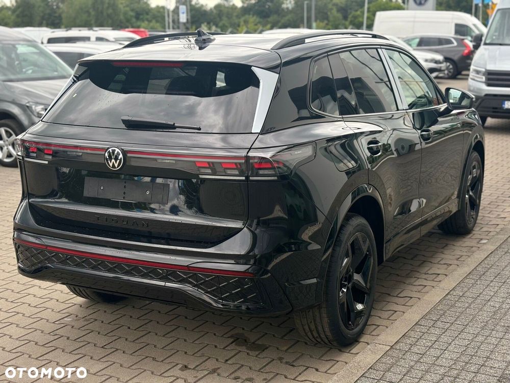 Volkswagen Tiguan - 4
