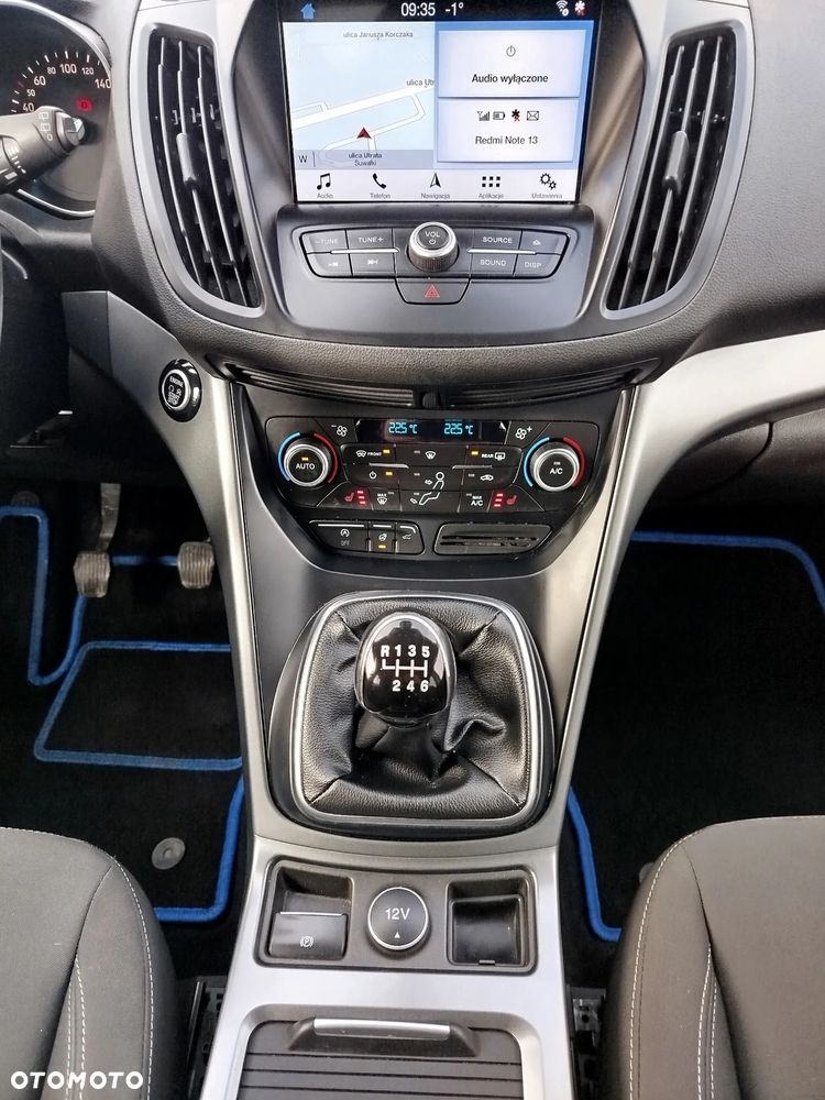 Ford Kuga - 15