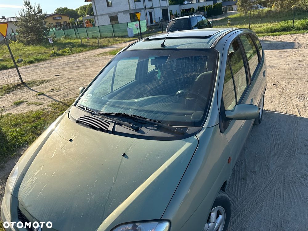Renault Scenic 1.9 dCi Authentique - 10