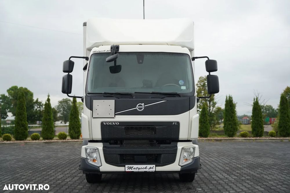 Volvo FL 250 / 4x2 / CAROSERIE FURGON - 7,8 M / LIFT HIDRAULIC BAR - 1.500 KG / - 9