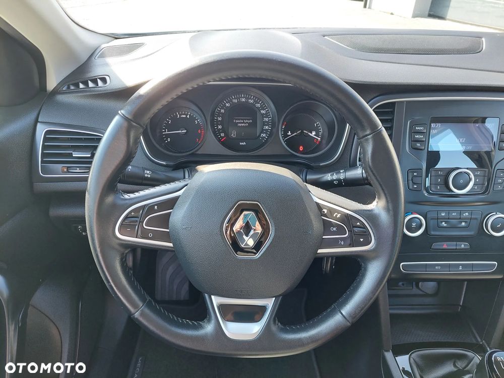 Renault Megane ENERGY TCe 100 INTENS - 23