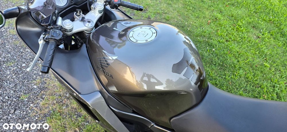Honda CBR - 11