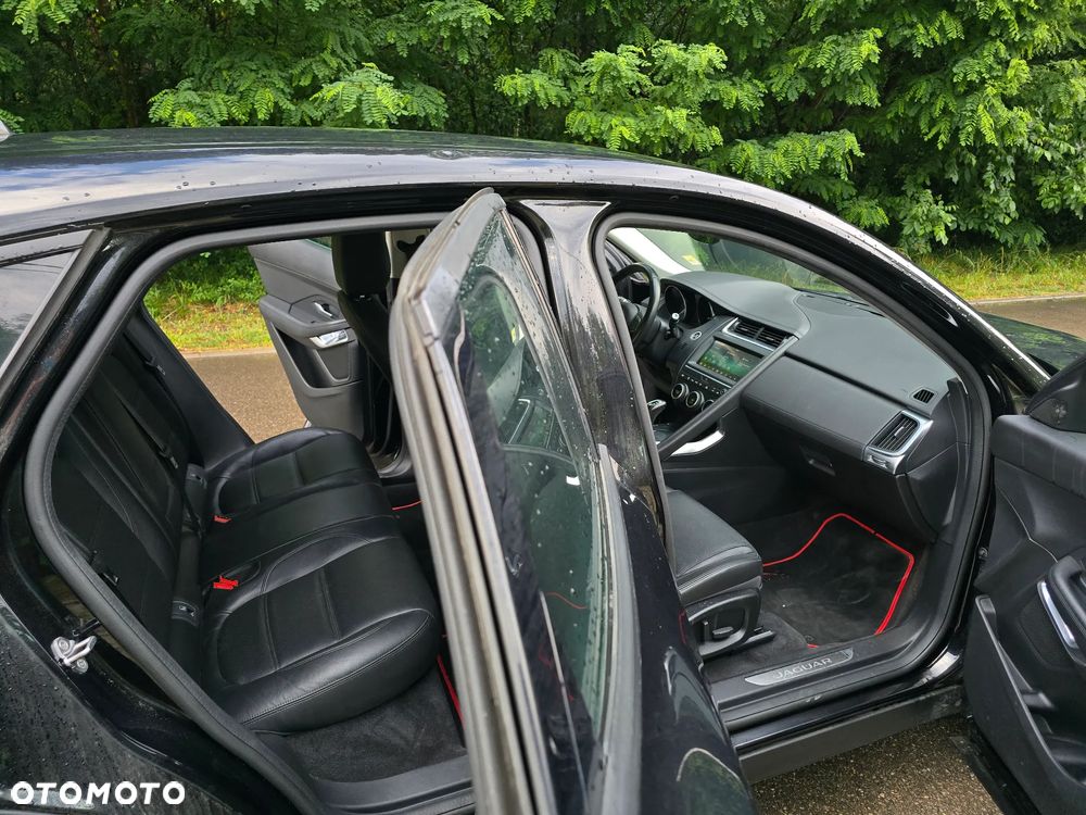 Jaguar E-Pace D150 AWD HSE - 22