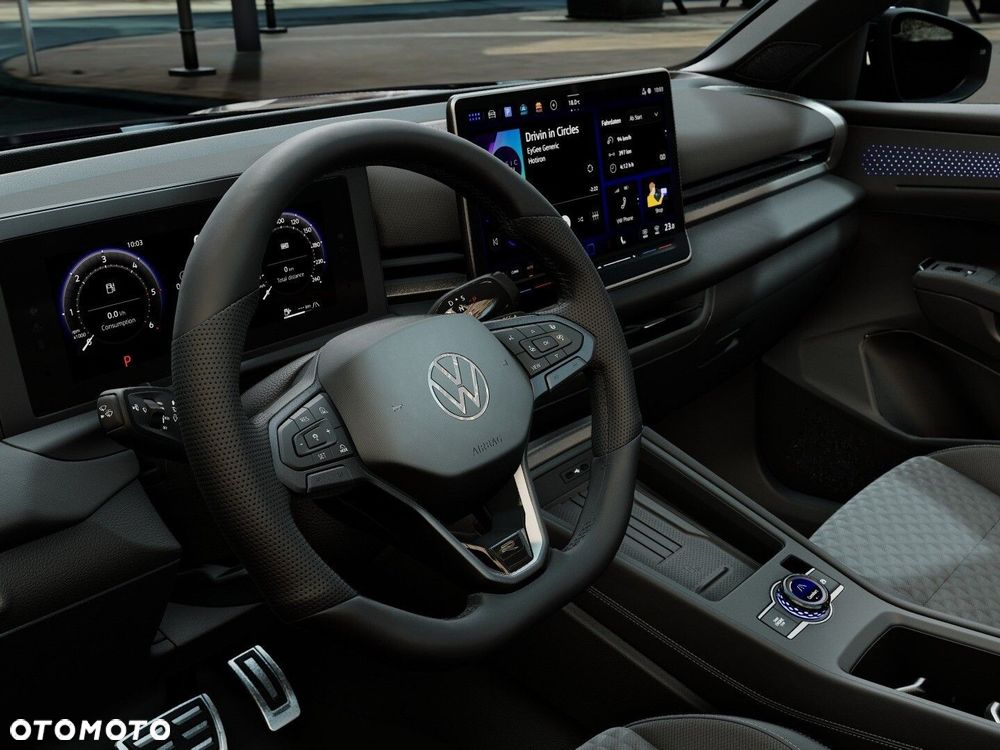 Volkswagen T-Roc - 9