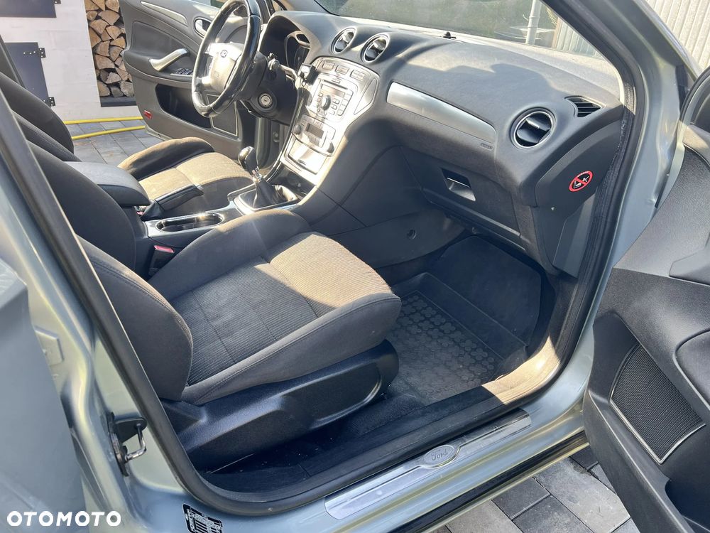 Ford Mondeo 2.0 TDCi Titanium X - 9