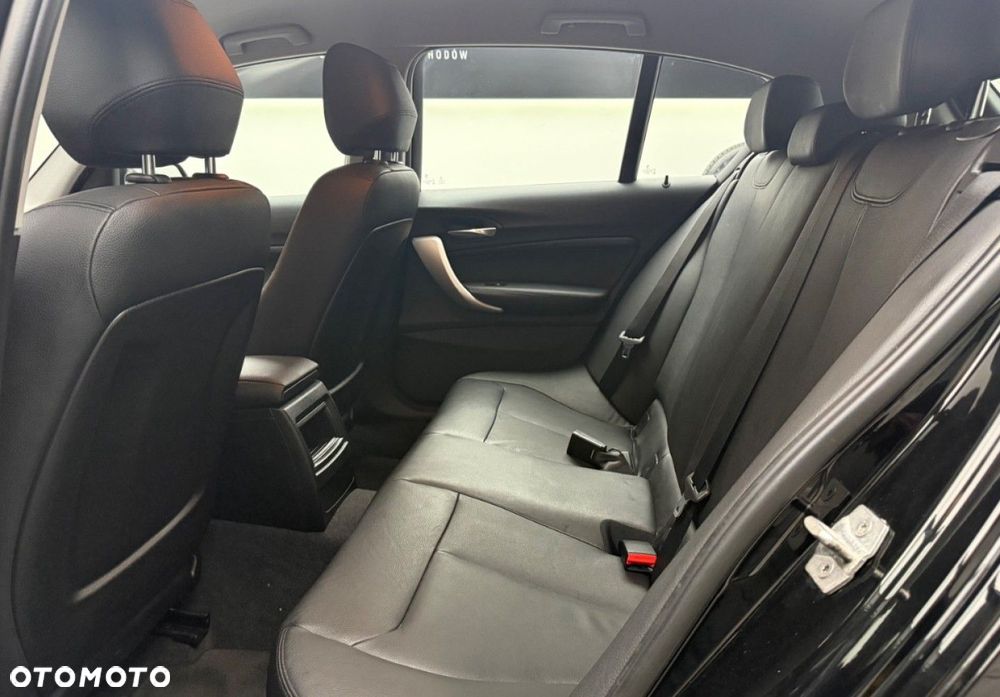 BMW Seria 1 - 25
