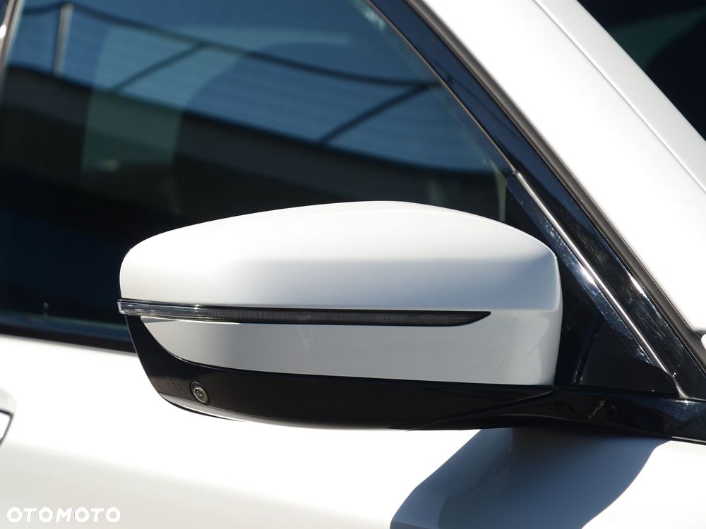 BMW Seria 7 - 15