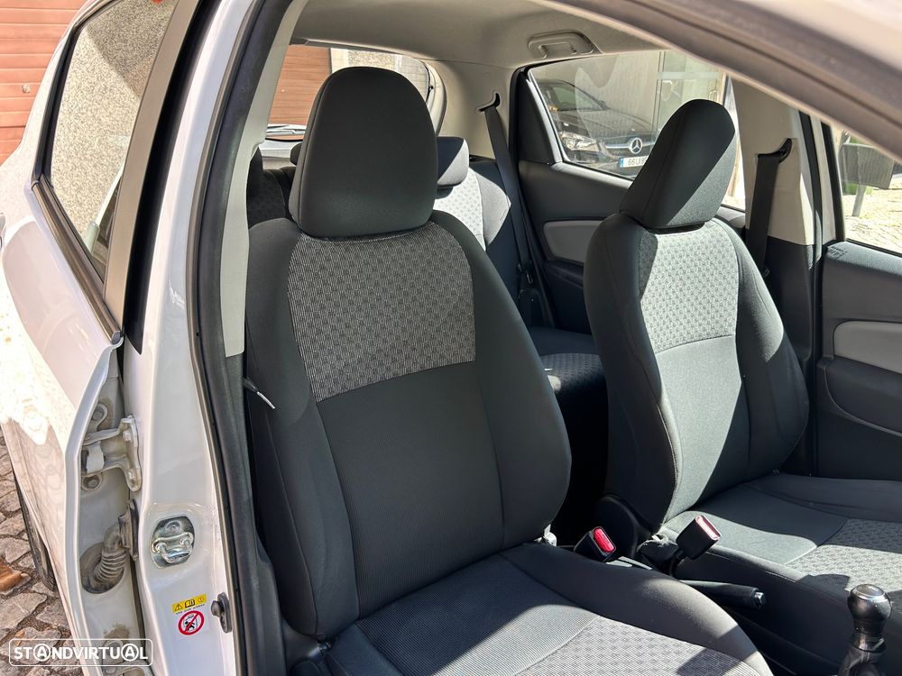 Toyota Yaris 1.0 VVT-i Comfort +PS Style +P.Techno - 15