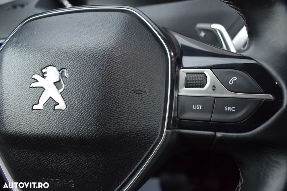 Peugeot 3008 1.6 BlueHDI S&S EAT6 Allure - 21