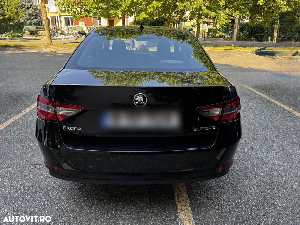 Skoda Superb 2017 photo 3