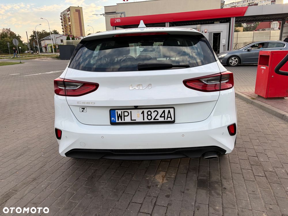 Kia Ceed 1.5 T-GDI M - 8