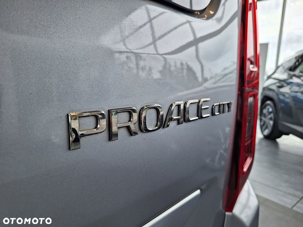 Toyota Proace City Verso 1.5 D-4D Family - 8