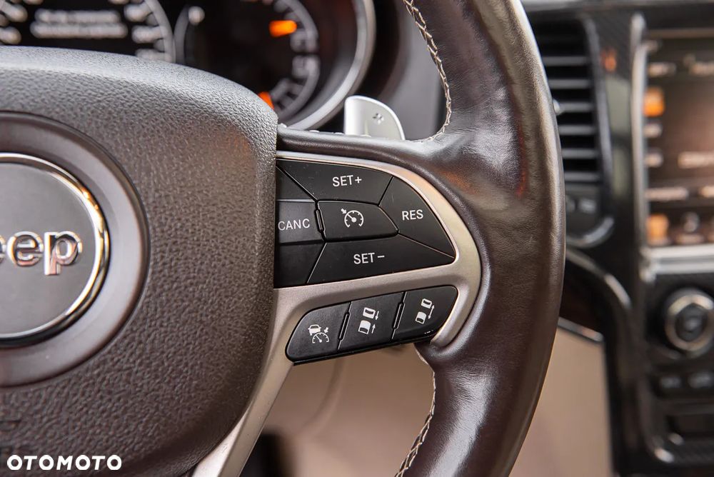 Jeep Grand Cherokee 3.0 CRD Overland Summit - 28