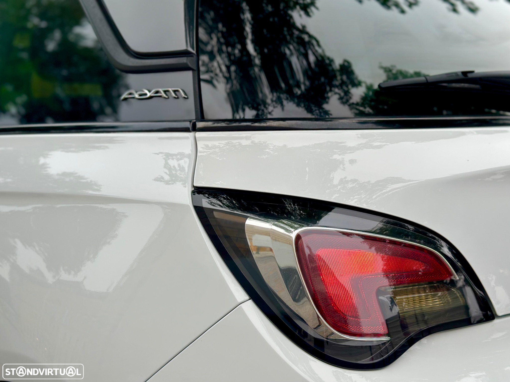 Opel Adam 1.2 Glam - 19