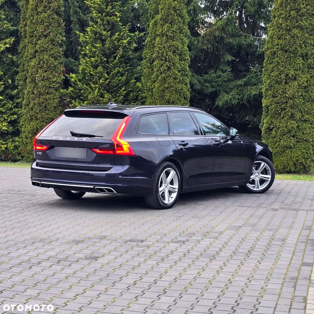 Volvo V90 D3 Momentum - 17