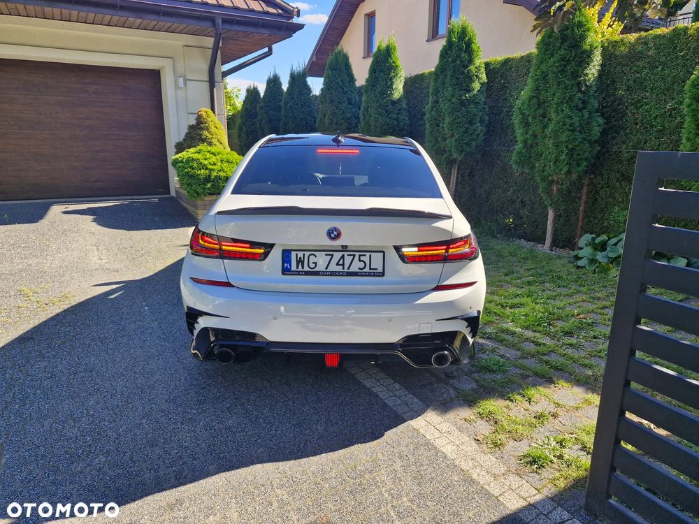 BMW Seria 3 330i M Sport sport - 39