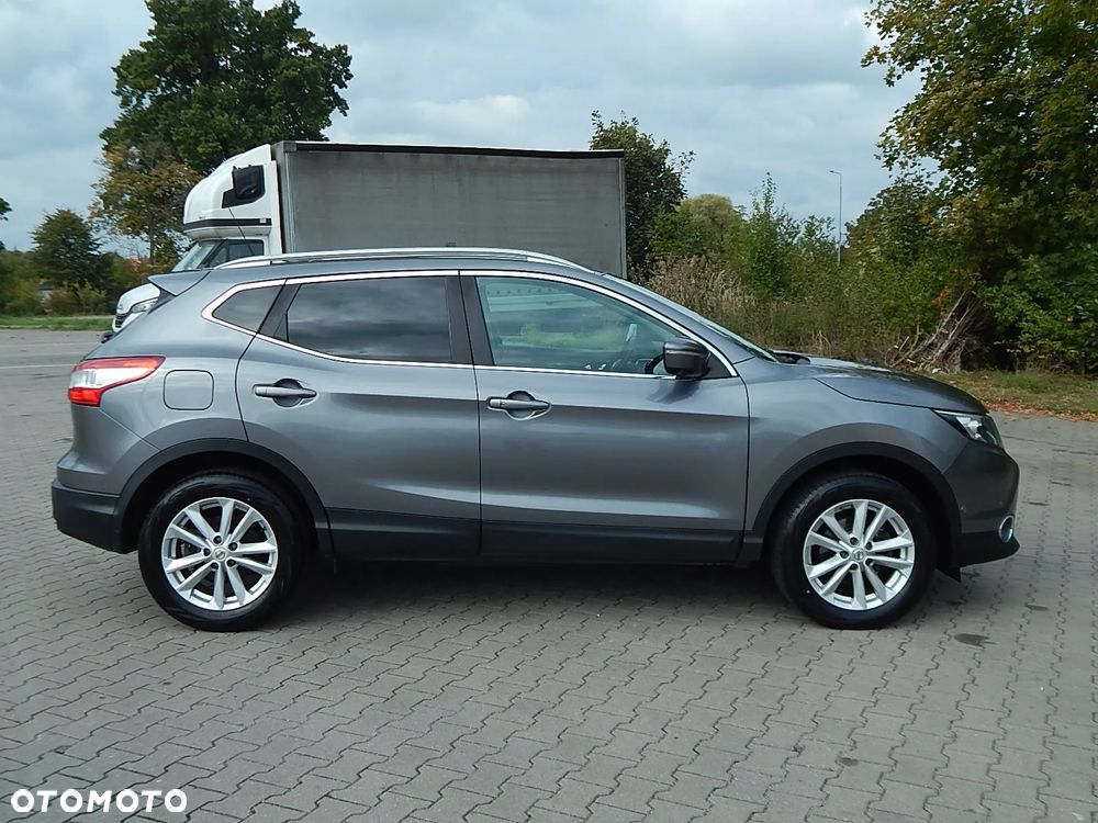 Nissan Qashqai 1.2 DIG-T N-Vision EU6 - 8