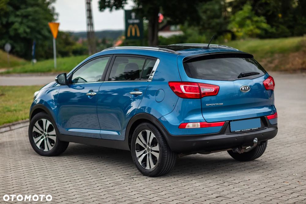 Kia Sportage 2.0 CRDI 4WD Automatik Dream-Team Edition - 15