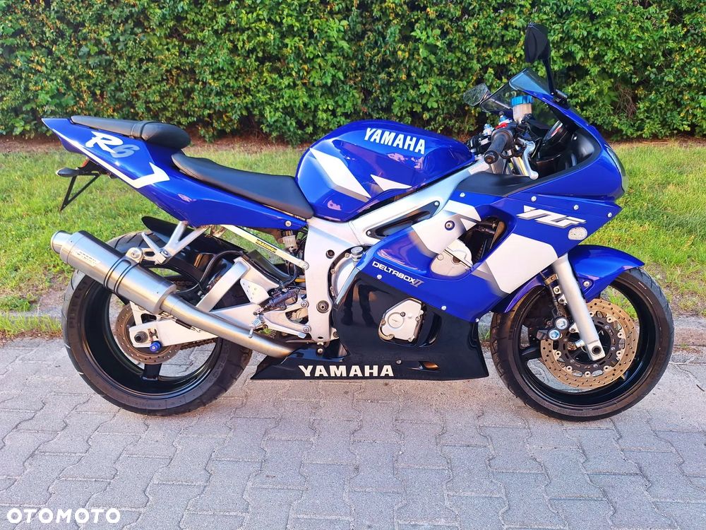 Yamaha R6 - 4