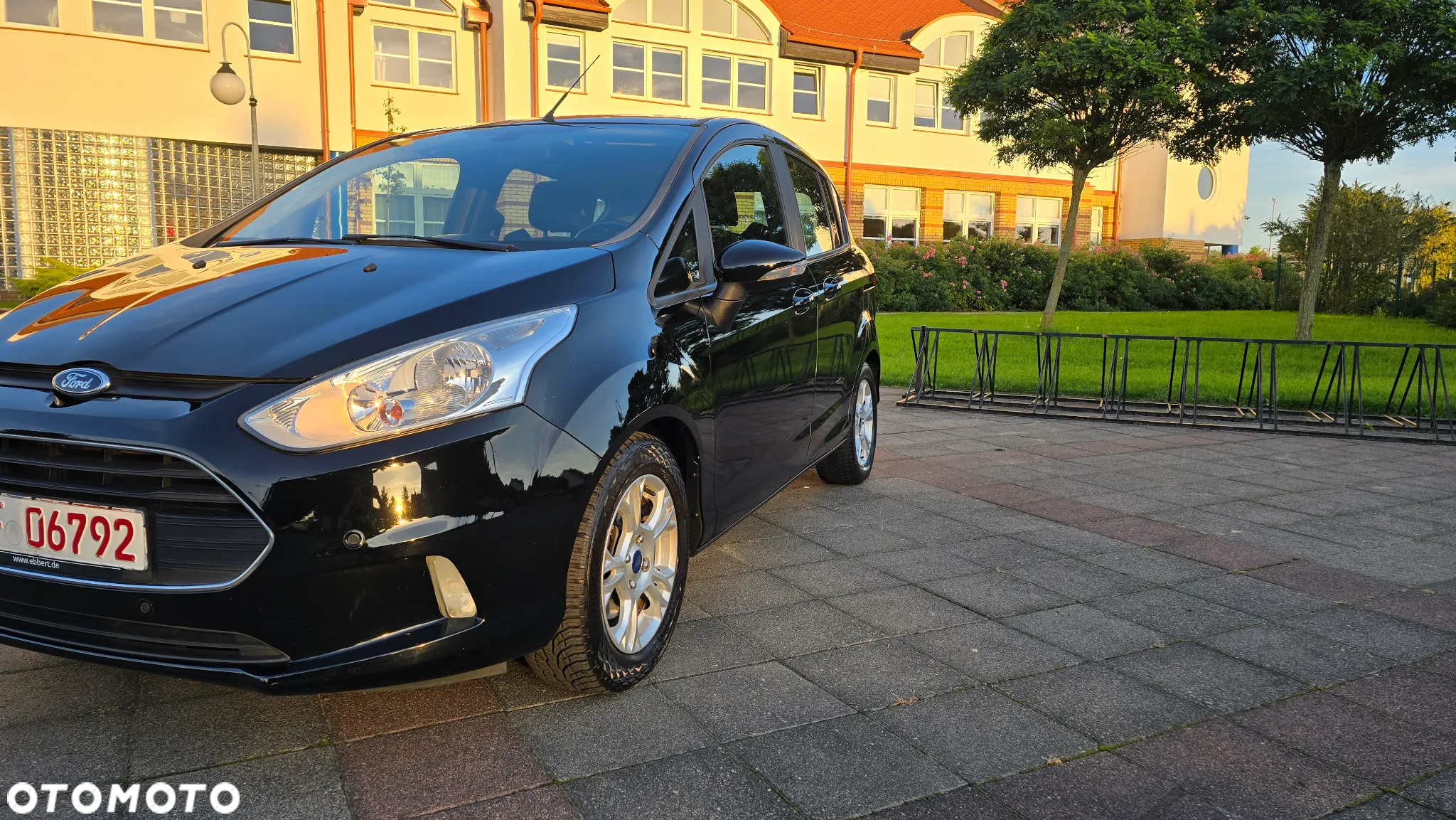 Ford B-MAX - 32