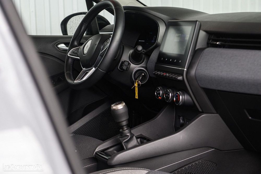 Renault Clio 1.5 Blue dCi Evolution - 27