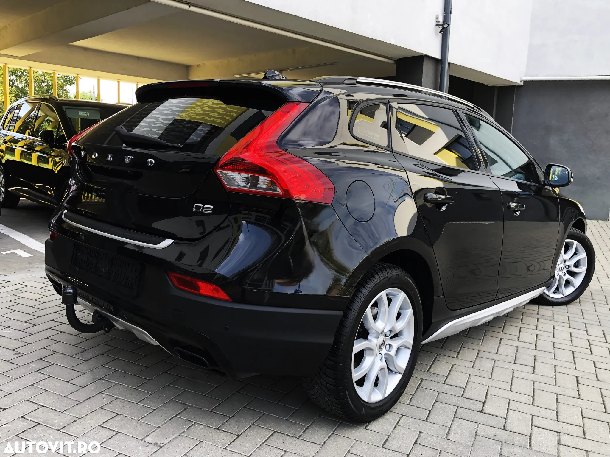 Volvo V40 Cross Country D2 Geartronic Summum - 5