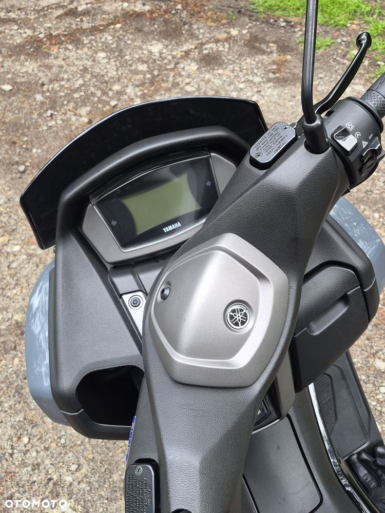 Yamaha NMAX - 9