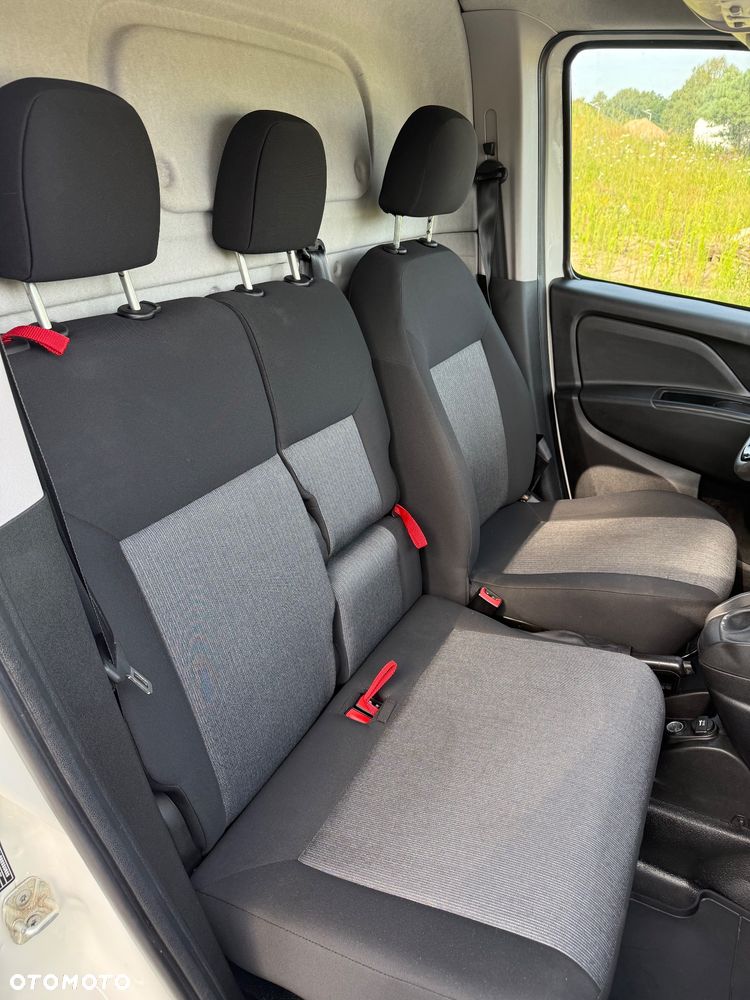 Fiat Doblo Maxi XL - 12