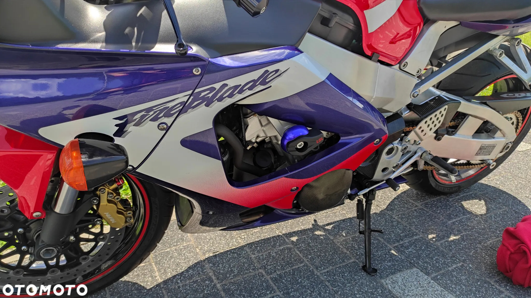 Honda CBR - 8