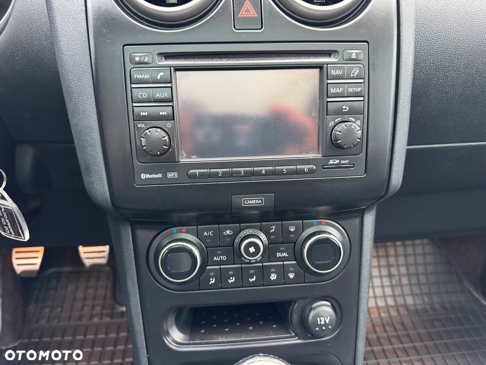 Nissan Qashqai 2.0 Tekna Premium - 19