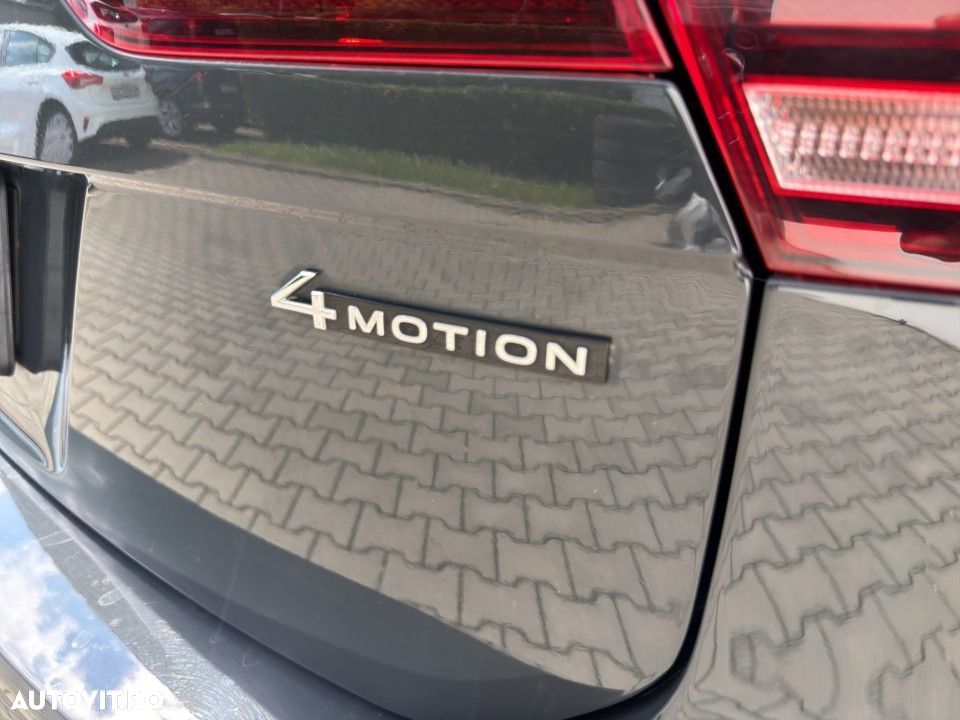 Volkswagen Tiguan - 11