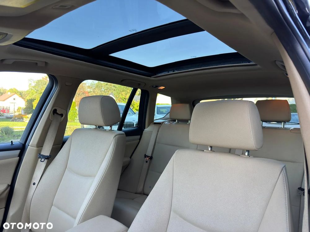 BMW X3 28i xDrive - 34
