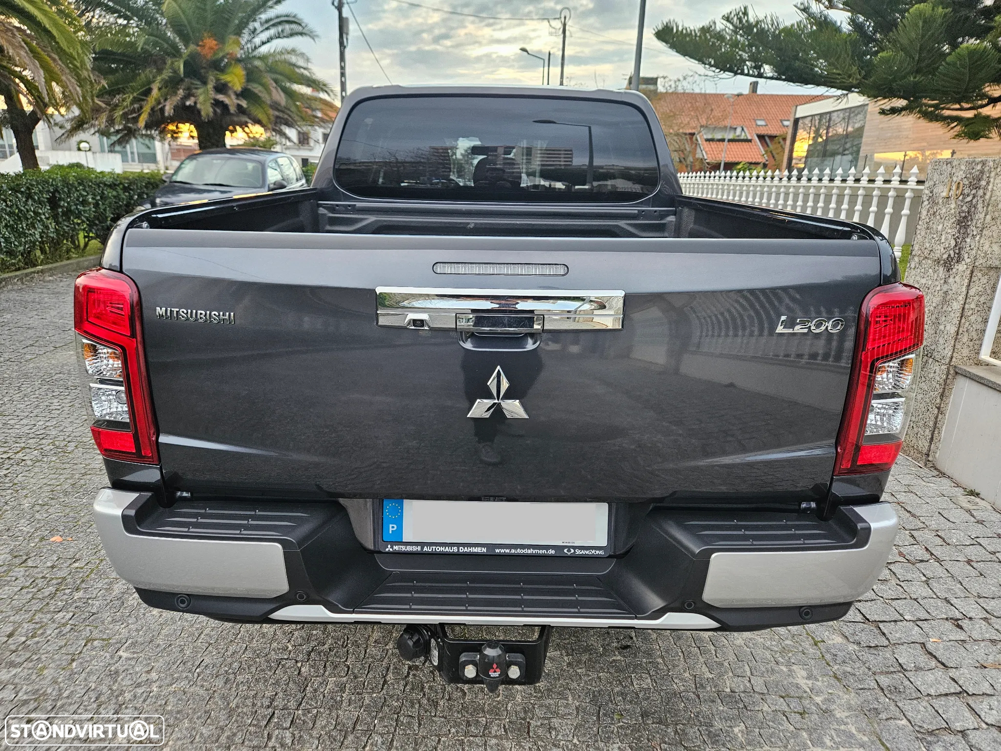 Mitsubishi L200 2.3 DI-D Strakar Space Cab Intense AT 4WD - 9