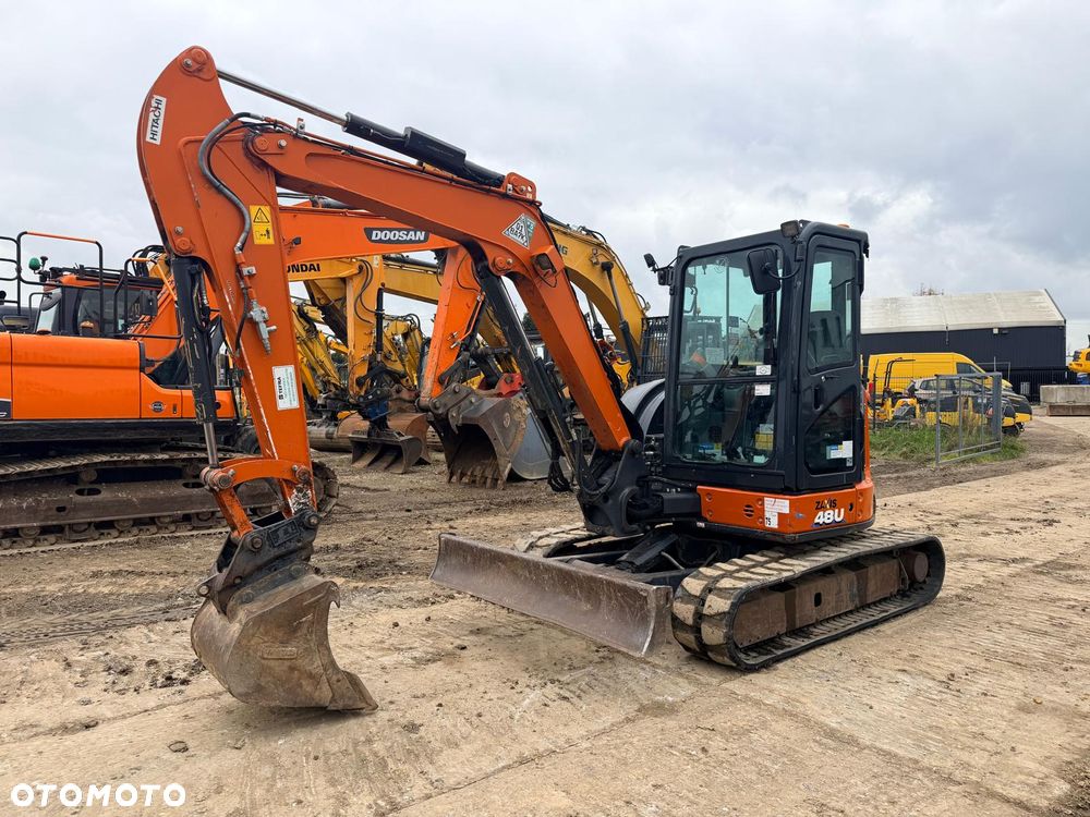 Hitachi ZX48U-6 - 2